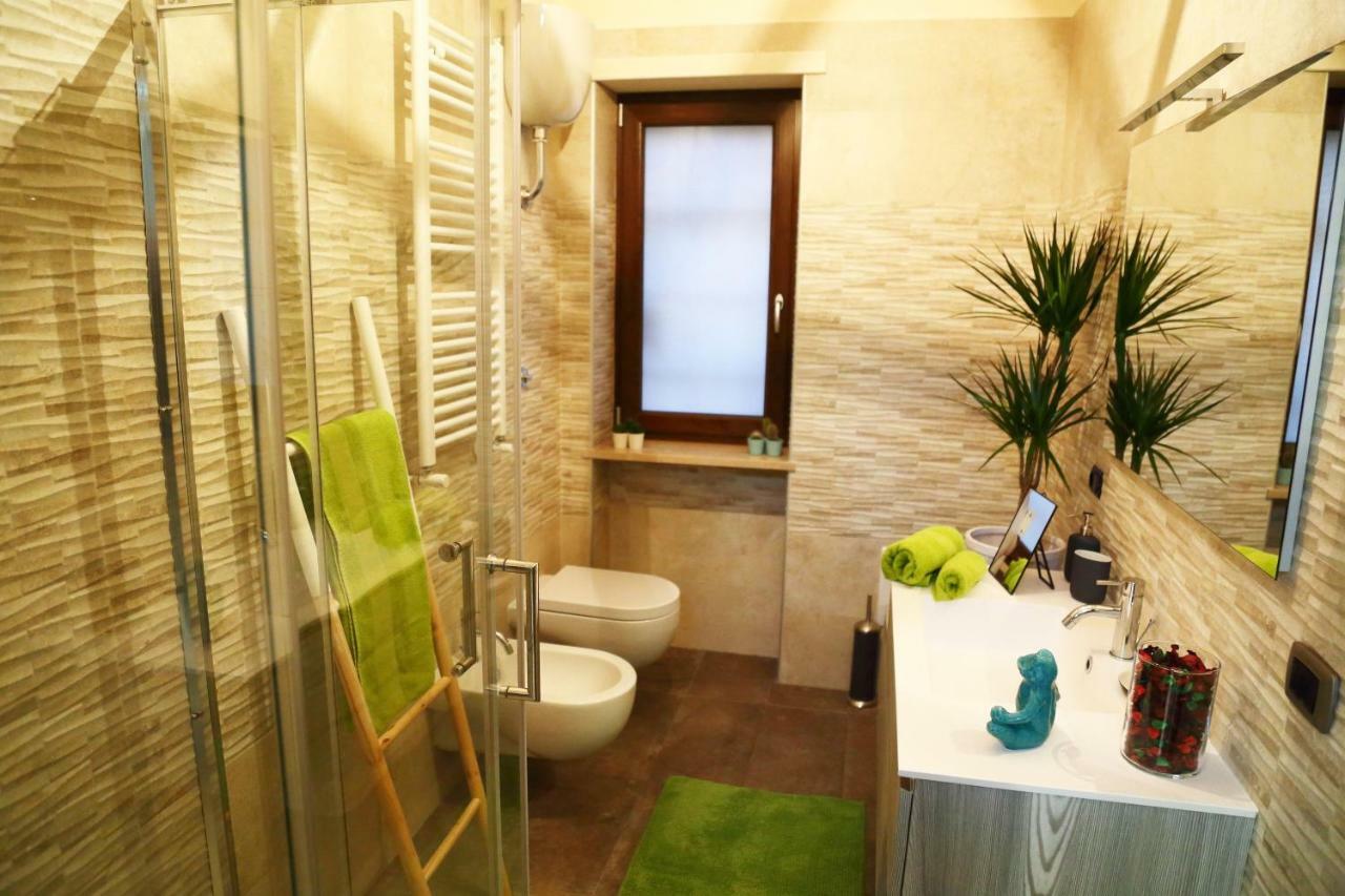 Fabio Room Cercola Bagian luar foto