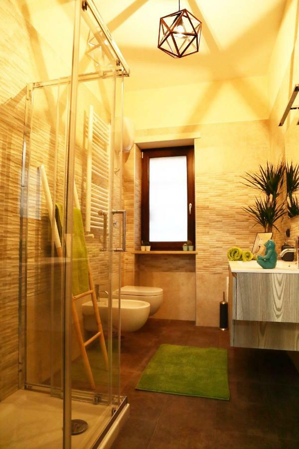 Fabio Room Cercola Bagian luar foto